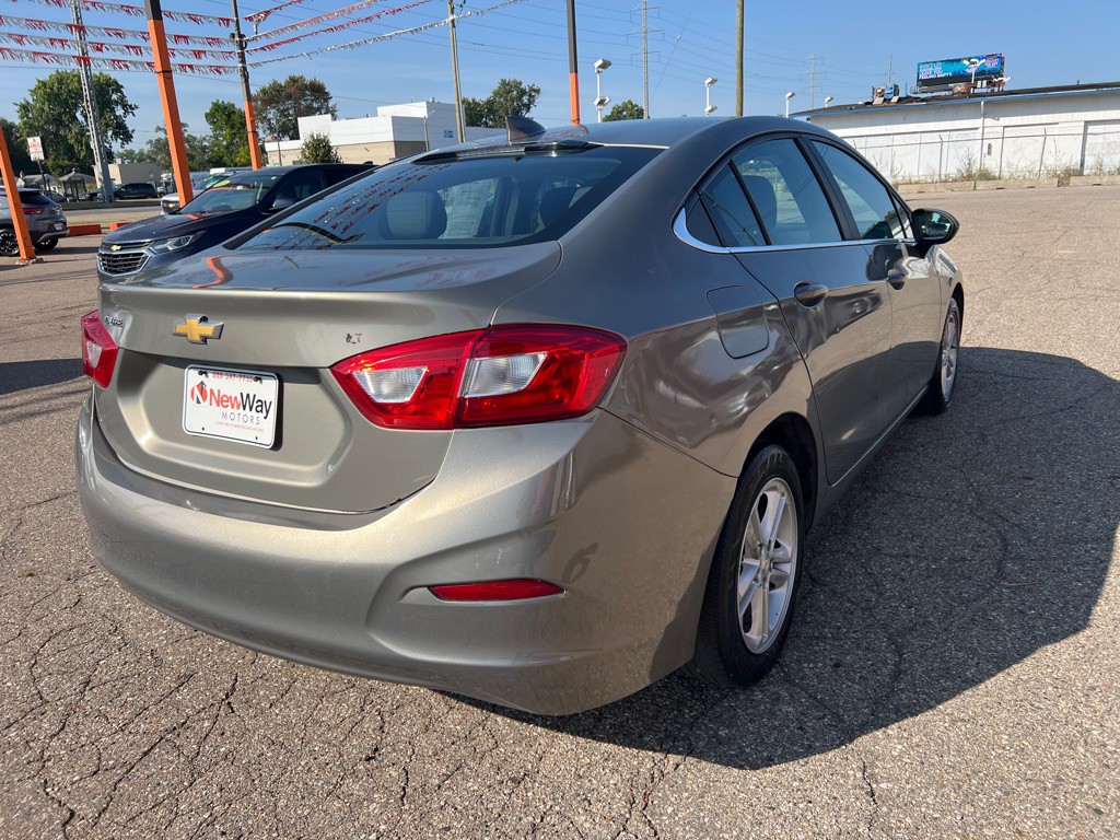 2018 Chevrolet Cruze Image 6