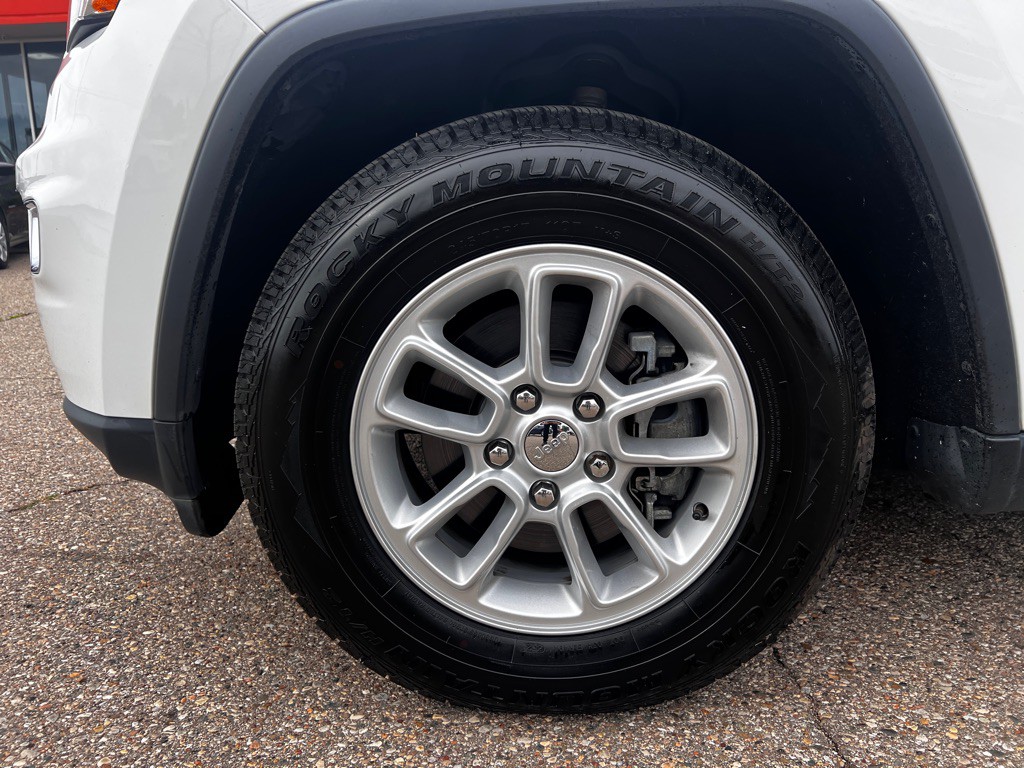 2018 Jeep Grand Cherokee Image 9