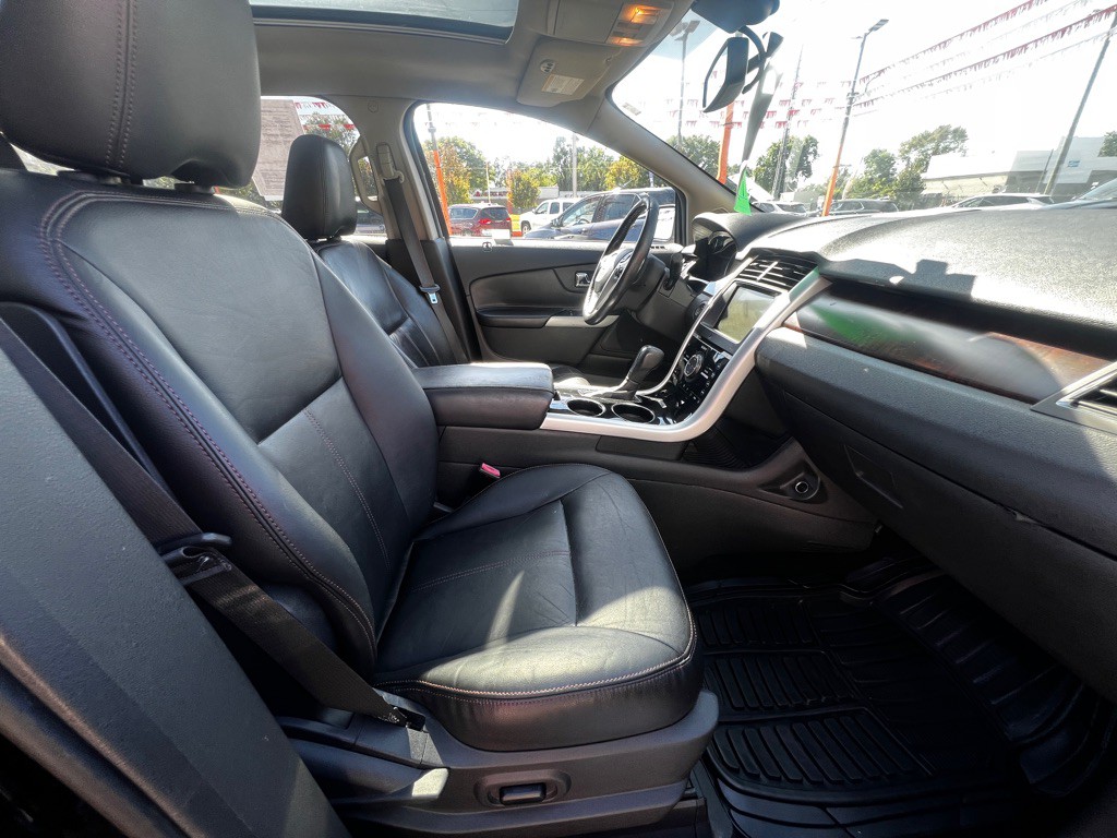 2011 Ford Edge Image 11