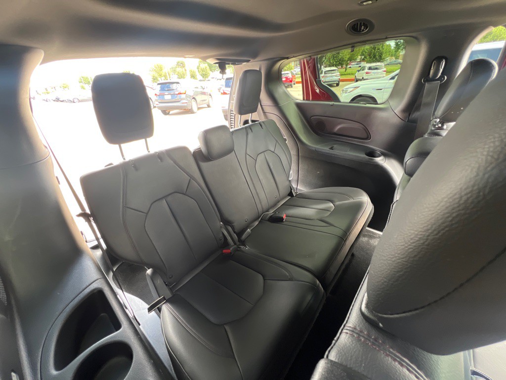 2020 Chrysler Pacifica Image 14