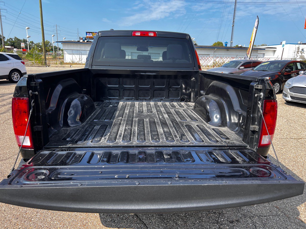 2019 RAM 1500 Image 9