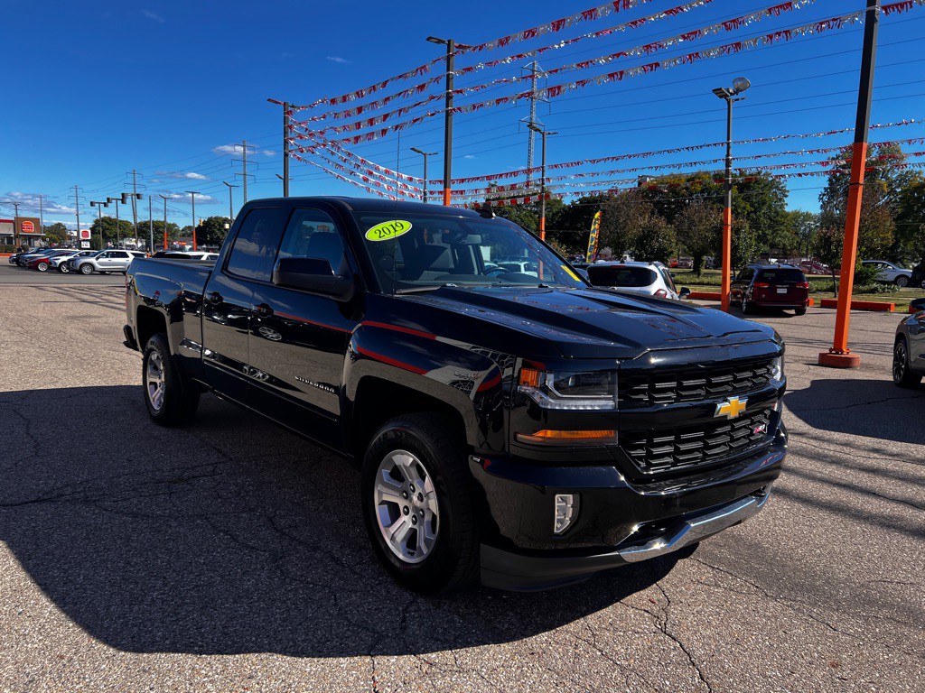 2019 Chevrolet Silverado 1500 Image 3