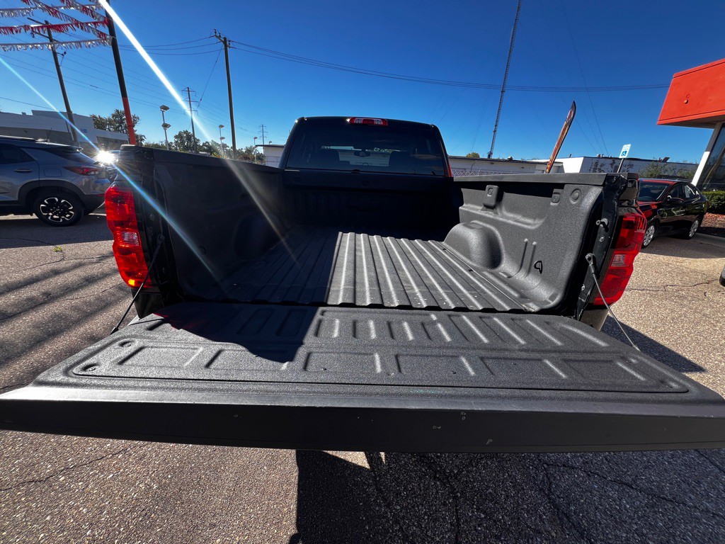 2019 Chevrolet Silverado 1500 Image 9