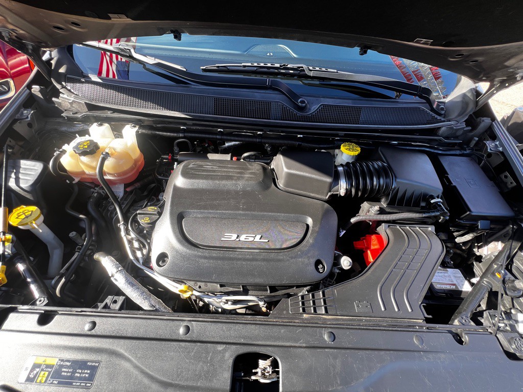 2018 Chrysler Pacifica Image 16