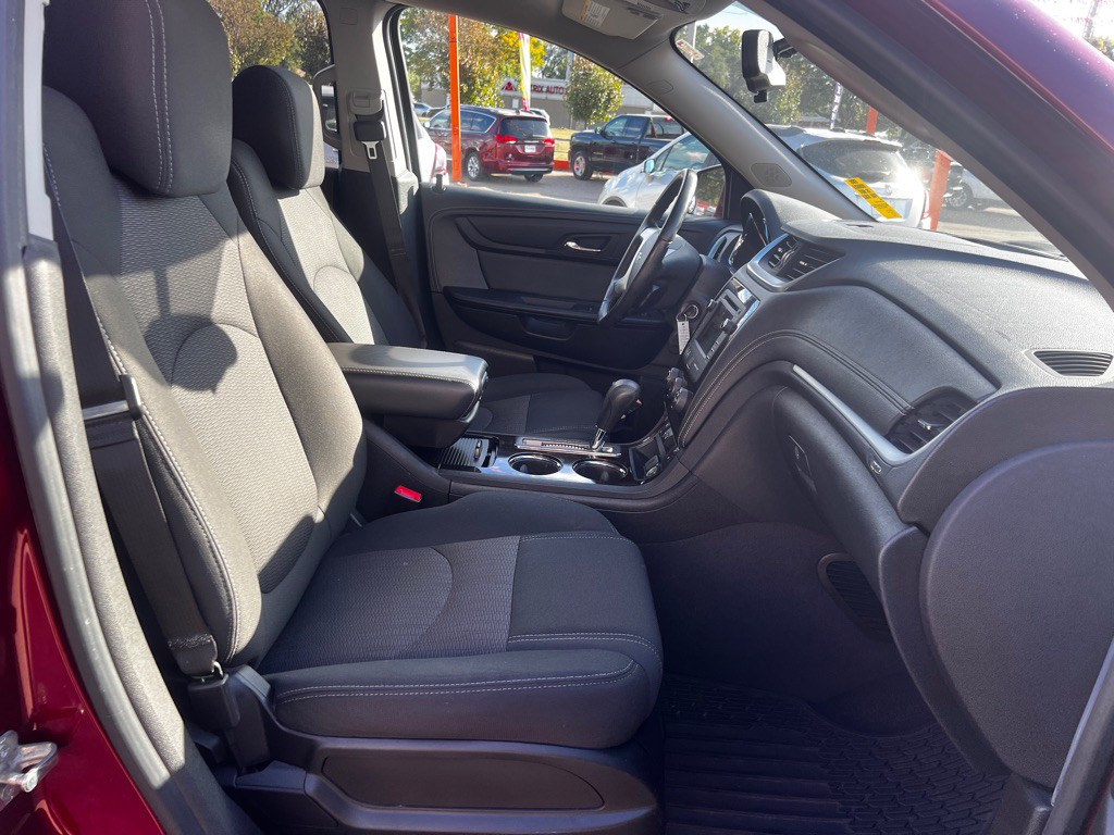 2016 Chevrolet Traverse Image 12