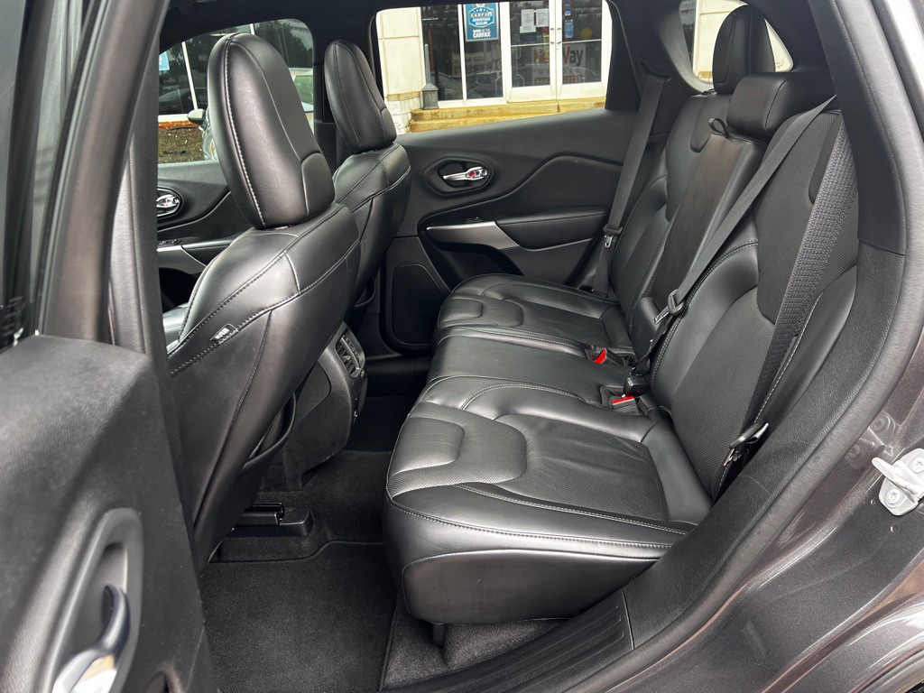 2021 Jeep Cherokee Image 11