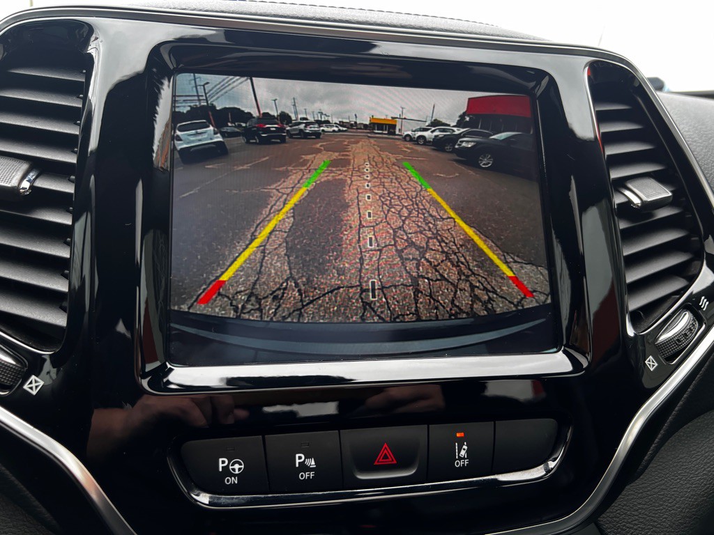 2021 Jeep Cherokee Image 16