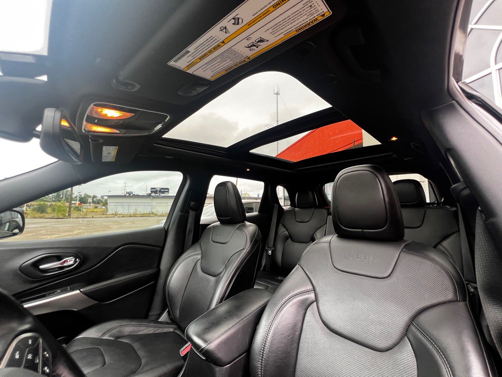 2021 Jeep Cherokee Image 17