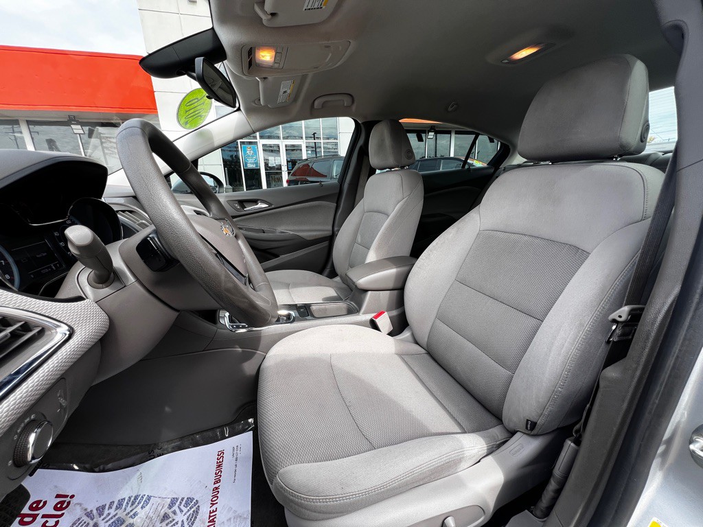 2016 Chevrolet Cruze Image 9