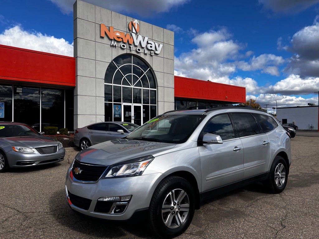 2017 Chevrolet Traverse Image 1