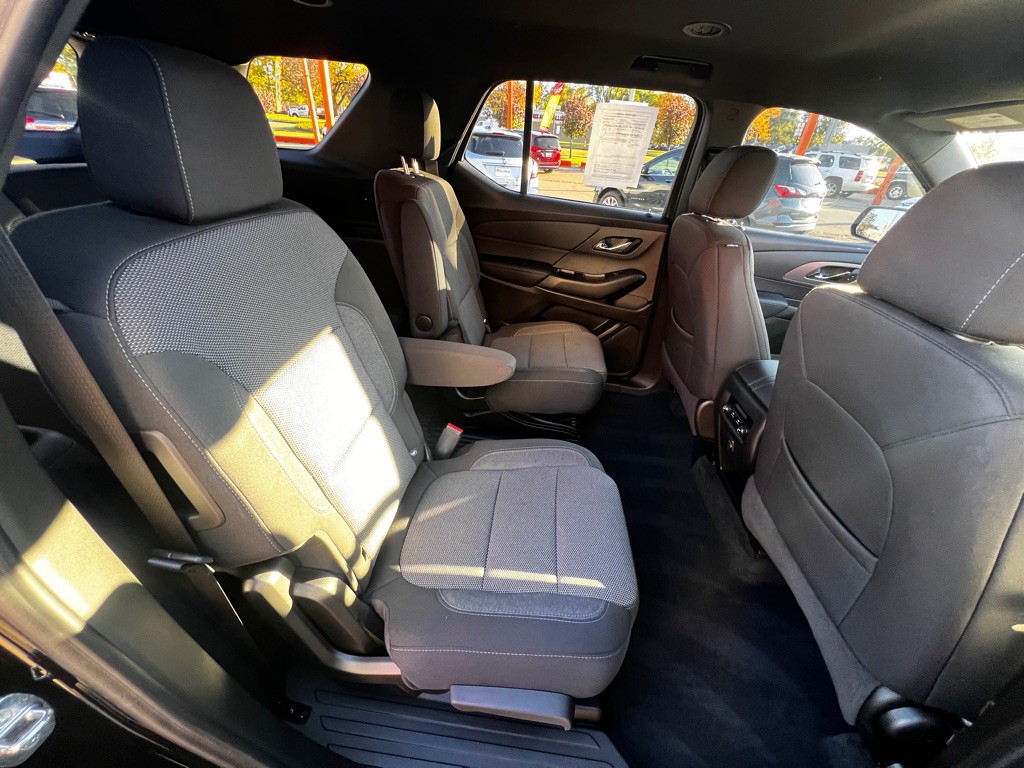 2022 Chevrolet Traverse Image 12