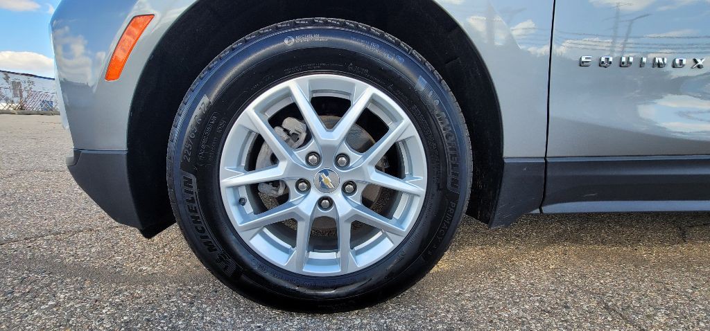 2024 Chevrolet Equinox Image 8