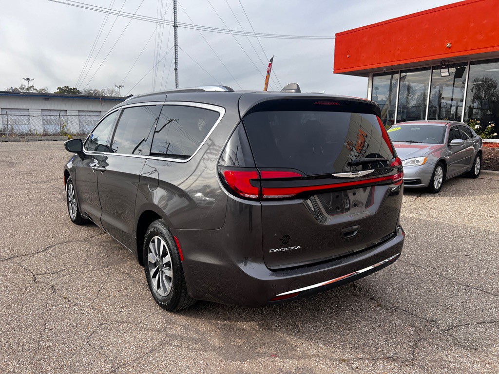 2021 Chrysler Pacifica Image 7