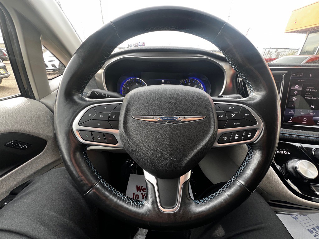 2021 Chrysler Pacifica Image 18