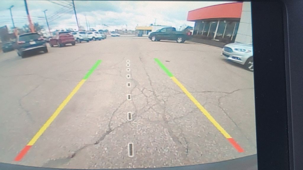 2019 Jeep Cherokee Image 18