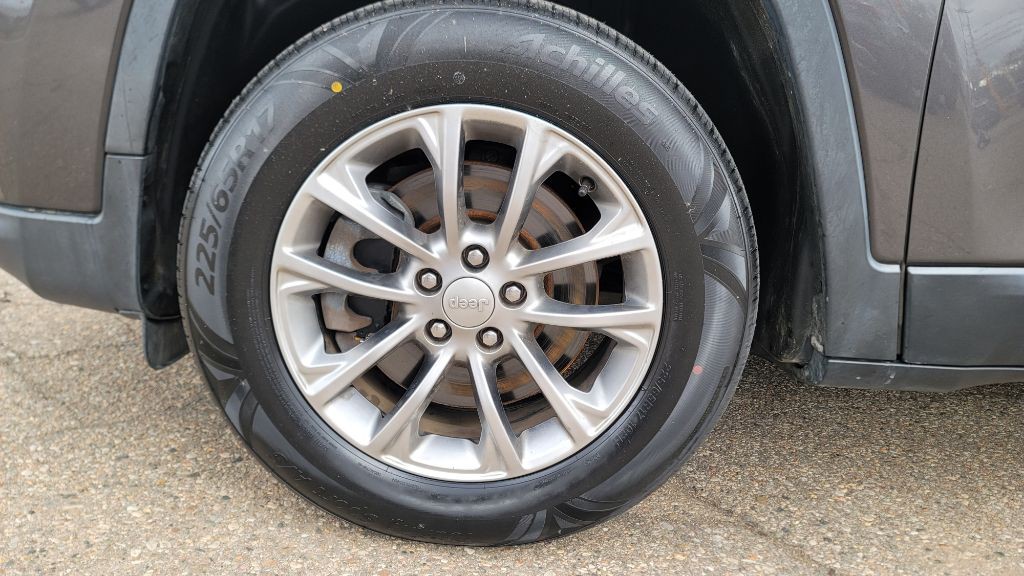 2019 Jeep Cherokee Image 20