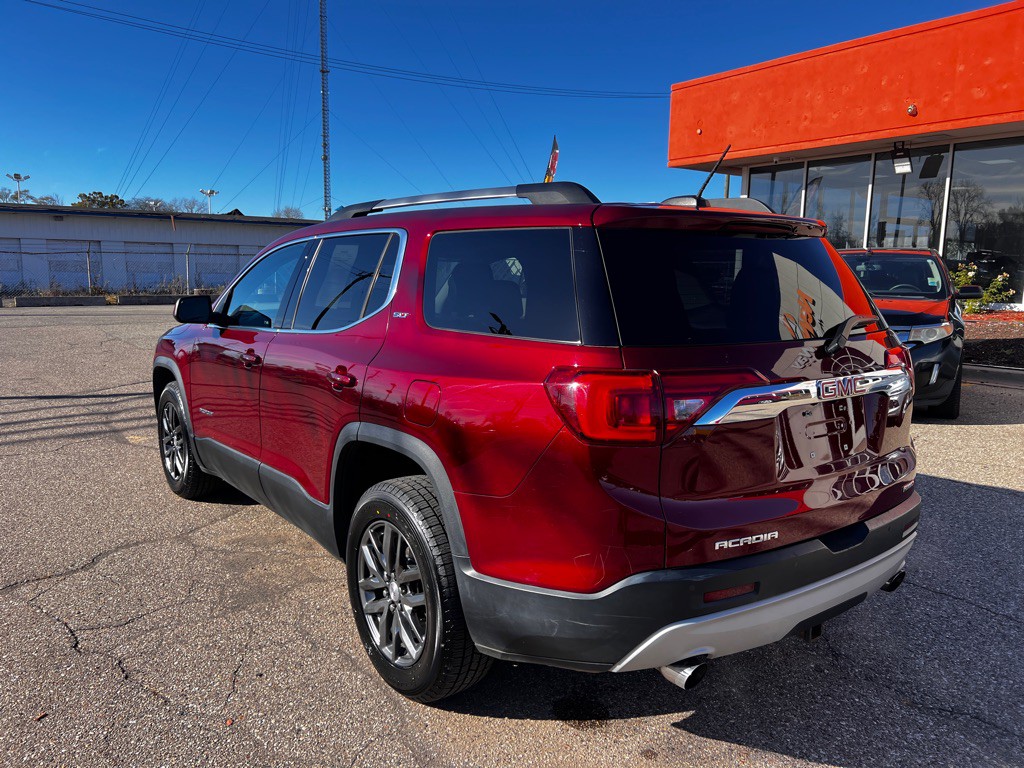 2018 GMC Acadia Image 9