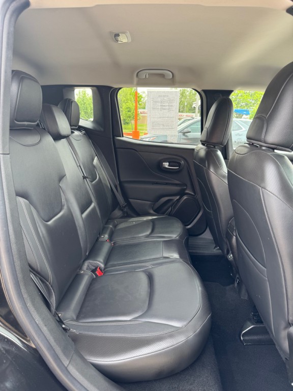 2021 Jeep Renegade Image 12