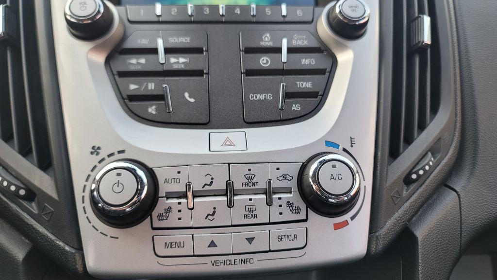 2016 Chevrolet Equinox Image 14