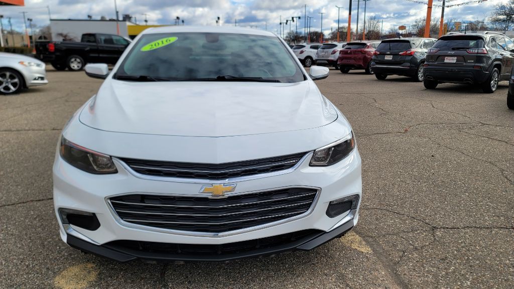 2016 Chevrolet Malibu Image 9