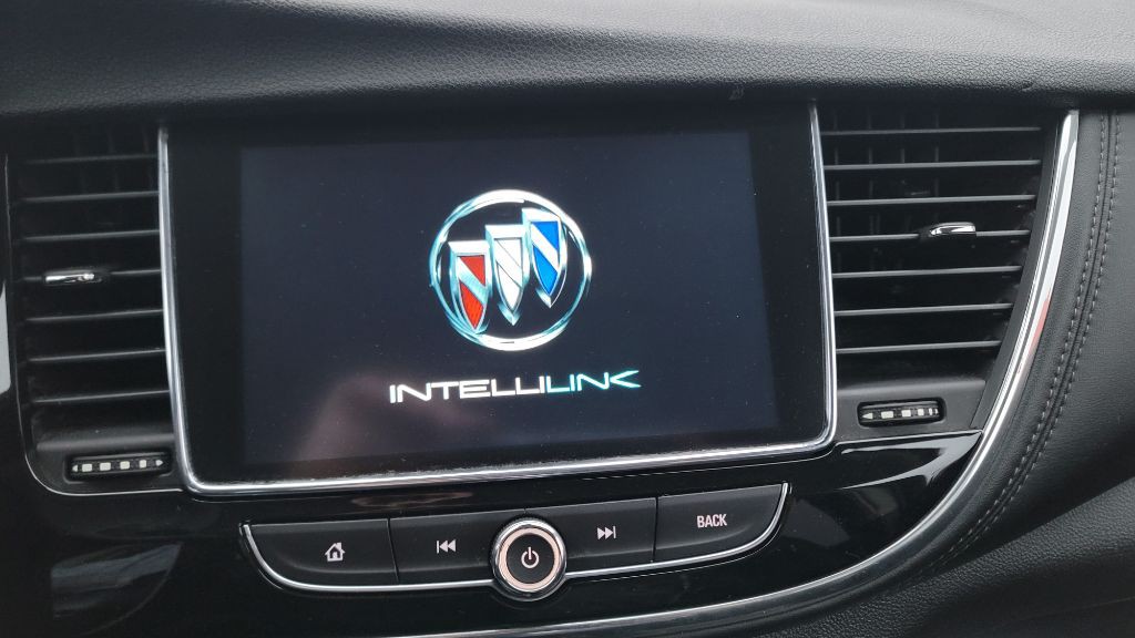 2017 Buick Enclave Image 16