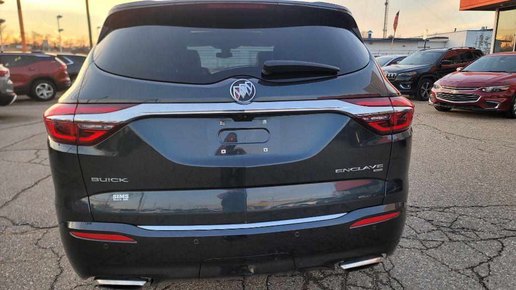 2018 Buick Enclave Image 5