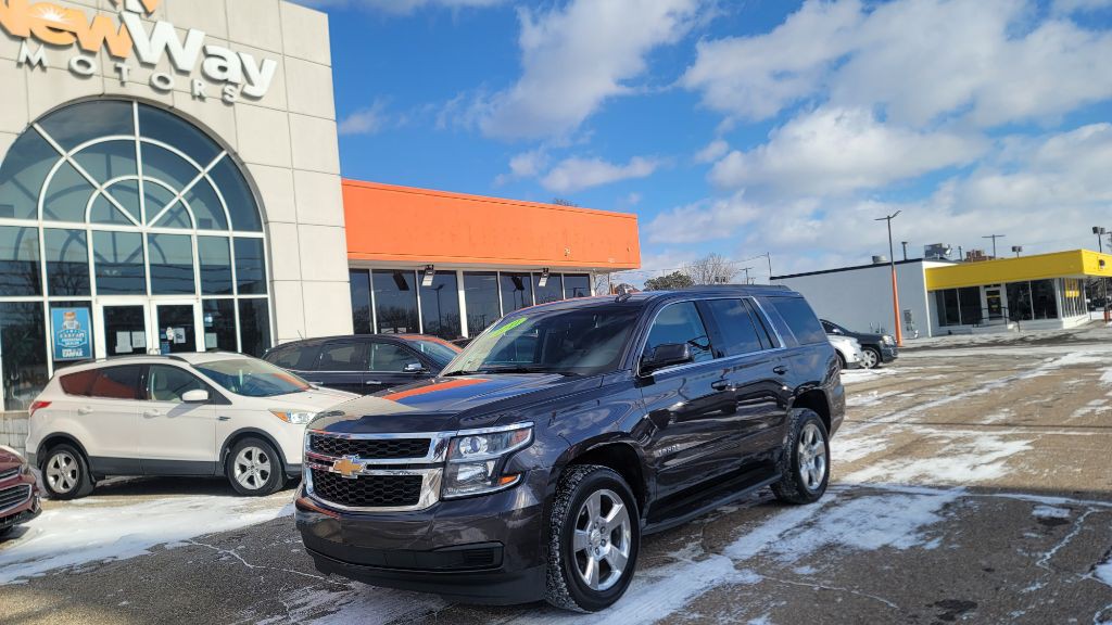 2017 Chevrolet Tahoe Image 3