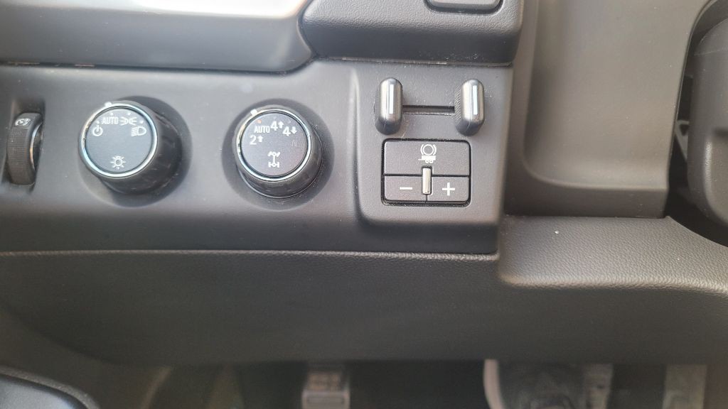 2017 Chevrolet Tahoe Image 20