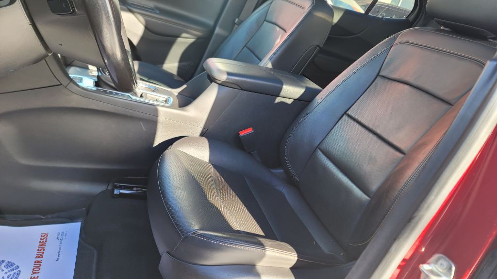 2019 Chevrolet Equinox Image 12