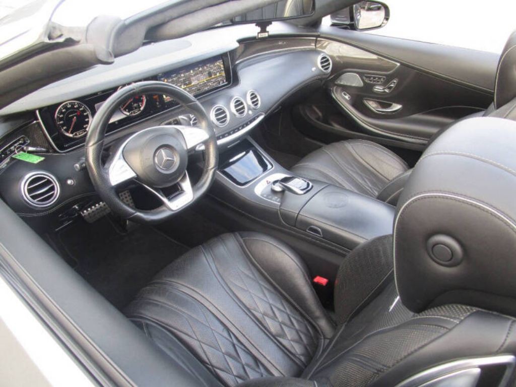 2017 Mercedes-Benz S-Class Image 9