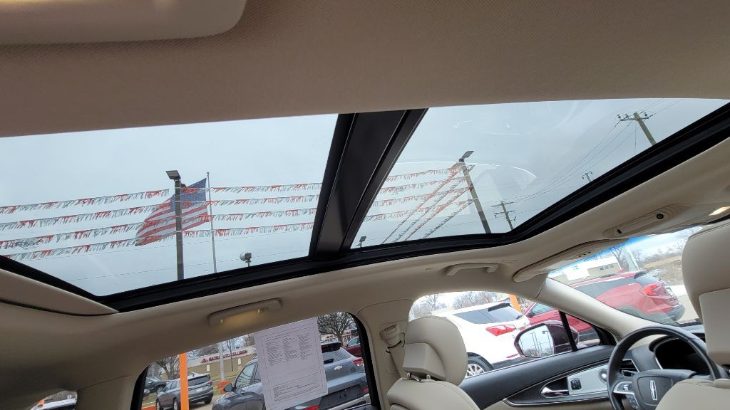 2020 Lincoln Nautilus Image 14