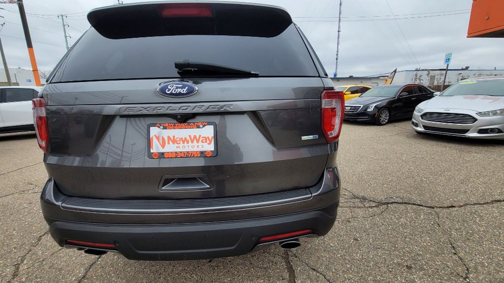 2018 Ford Explorer Image 7