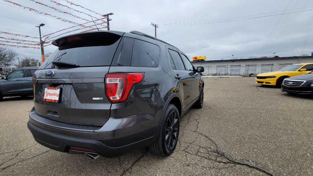 2018 Ford Explorer Image 9