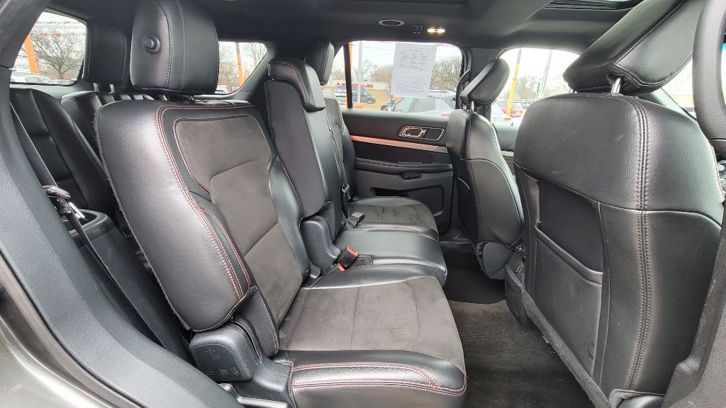 2018 Ford Explorer Image 11