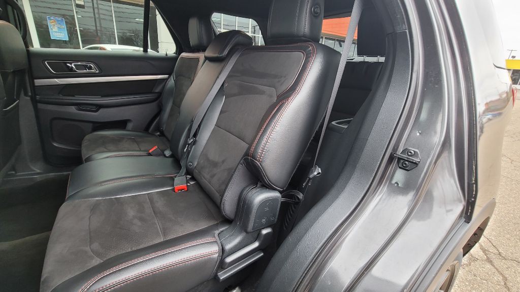 2018 Ford Explorer Image 14