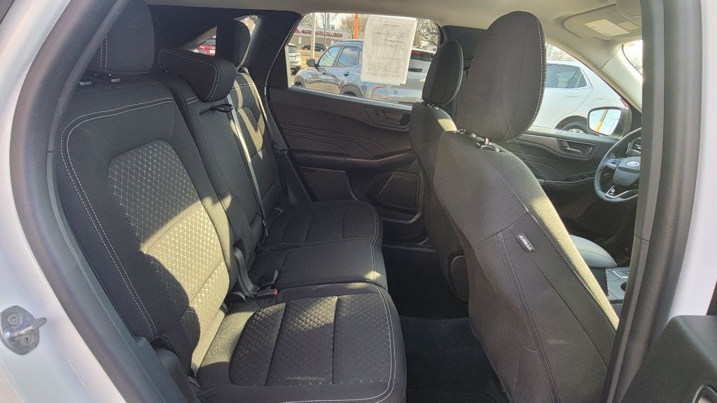2023 Ford Escape Image 10
