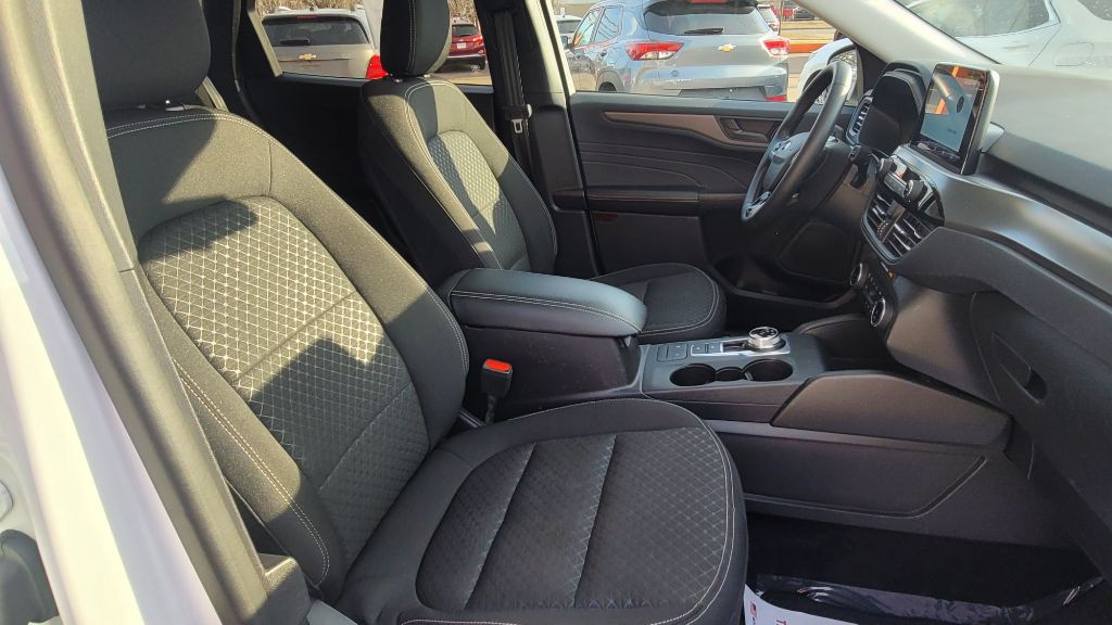 2023 Ford Escape Image 11