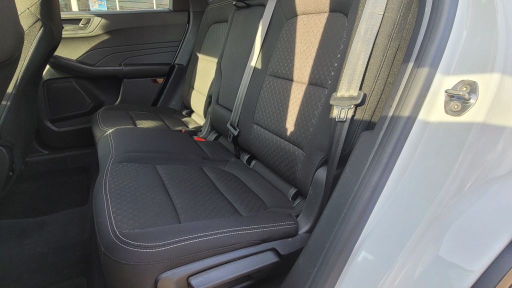 2023 Ford Escape Image 13