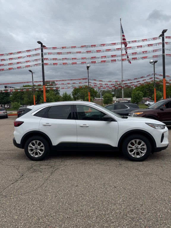 2023 Ford Escape Image 5