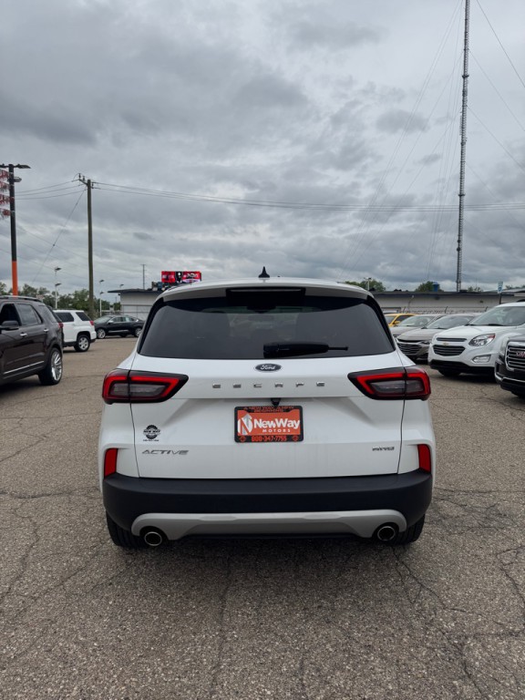 2023 Ford Escape Image 6