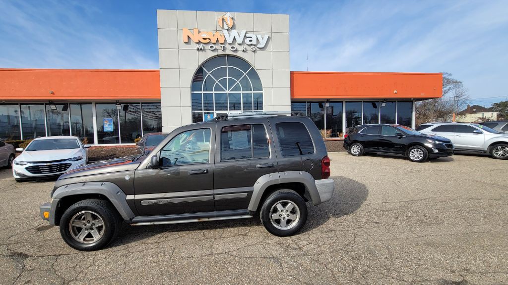 2005 Jeep Liberty Image 1