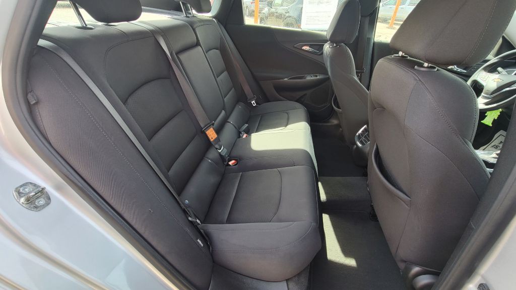 2022 Chevrolet Malibu Image 11