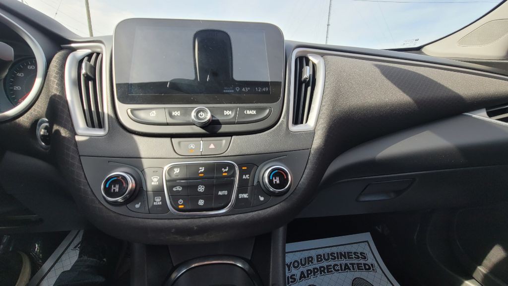 2022 Chevrolet Malibu Image 15