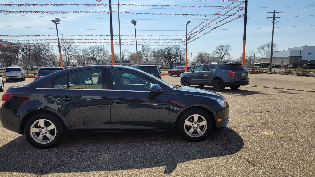 2014 Chevrolet Cruze Image 5