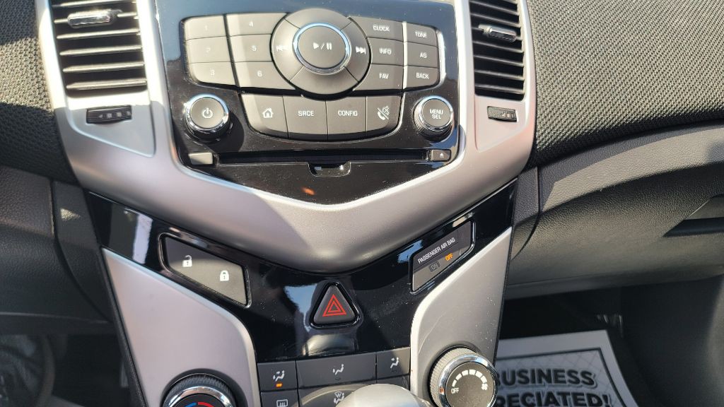 2014 Chevrolet Cruze Image 16