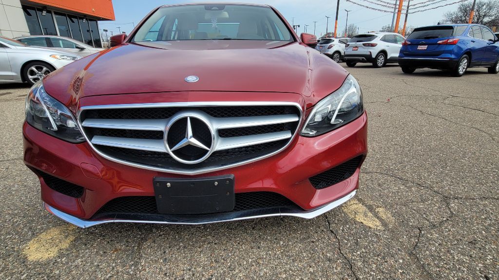 2016 Mercedes-Benz E-Class Image 4