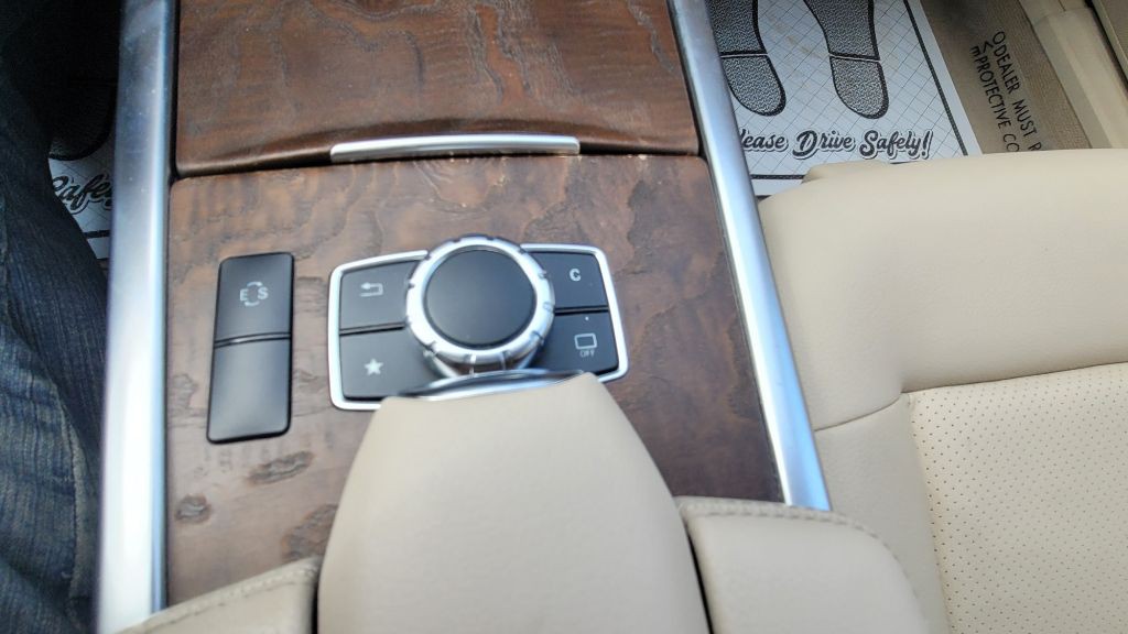 2016 Mercedes-Benz E-Class Image 19