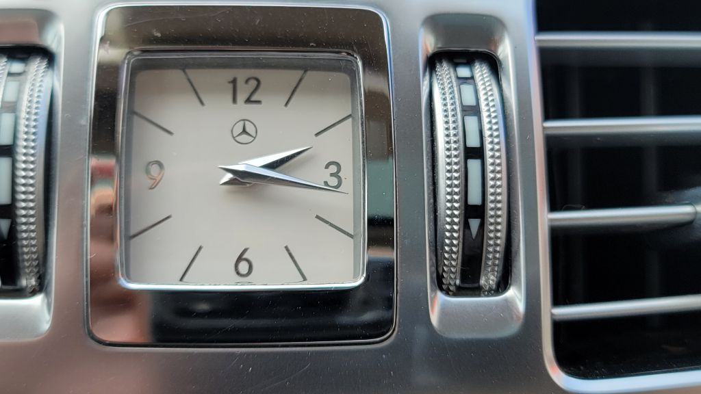 2016 Mercedes-Benz E-Class Image 22