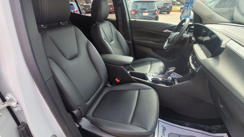 2024 Buick Enclave Image 13