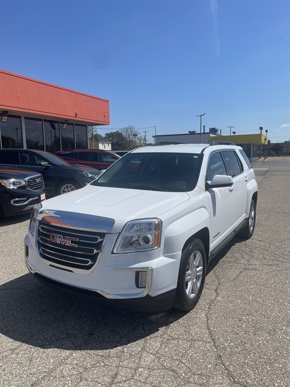 2016 GMC Terrain Image 2